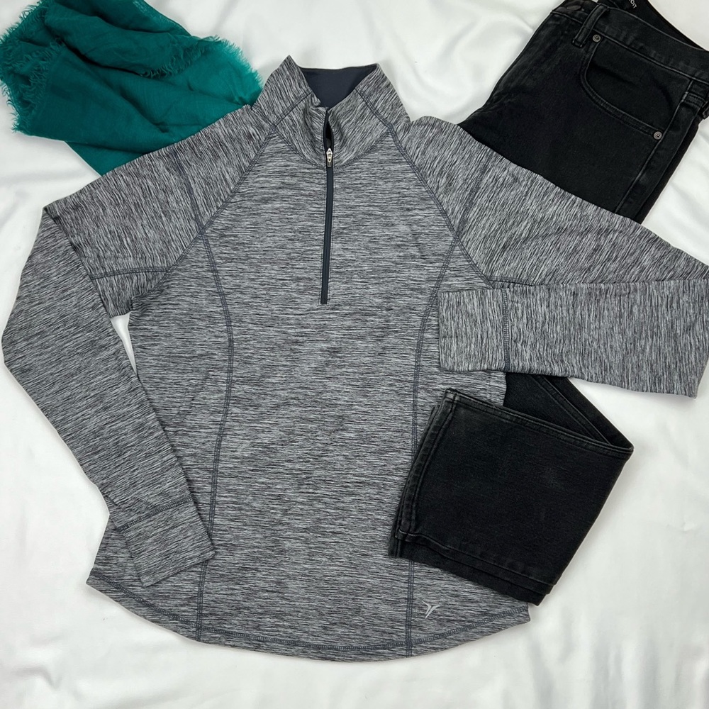 Old Navy Active Pullover Womens Gray Quarter Zip Long Sleeve shirt